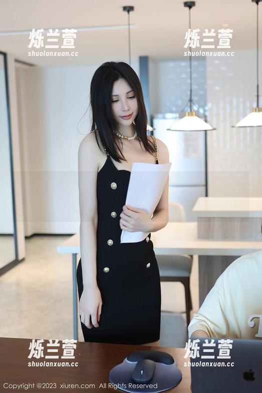 秀人网 - 王馨瑶Yanni的棉袜写真集，就问你想不想下载让你的小心脏猛扑通！