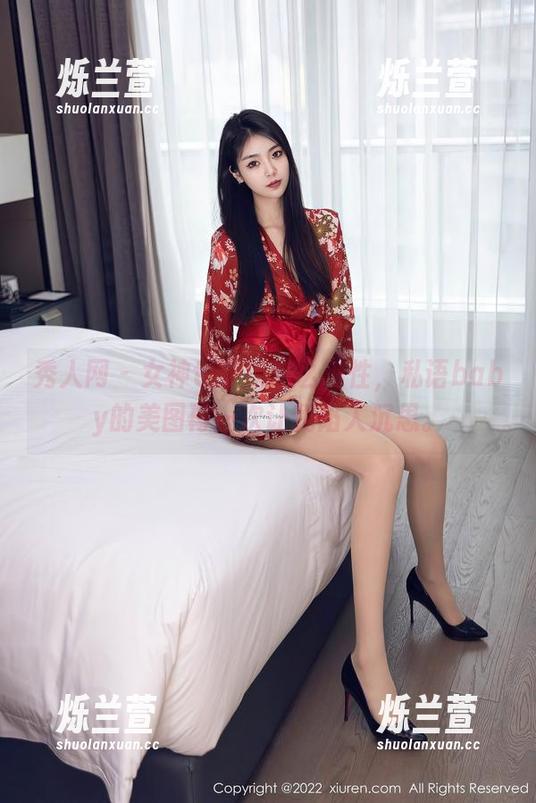 秀人网 - 女神也可以这么随性，私语baby的美图再一次让我陷入沉思。