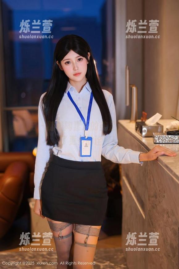 秀人网 - 踏着陶喜乐的美足，美图似乎有了更多的诠释！