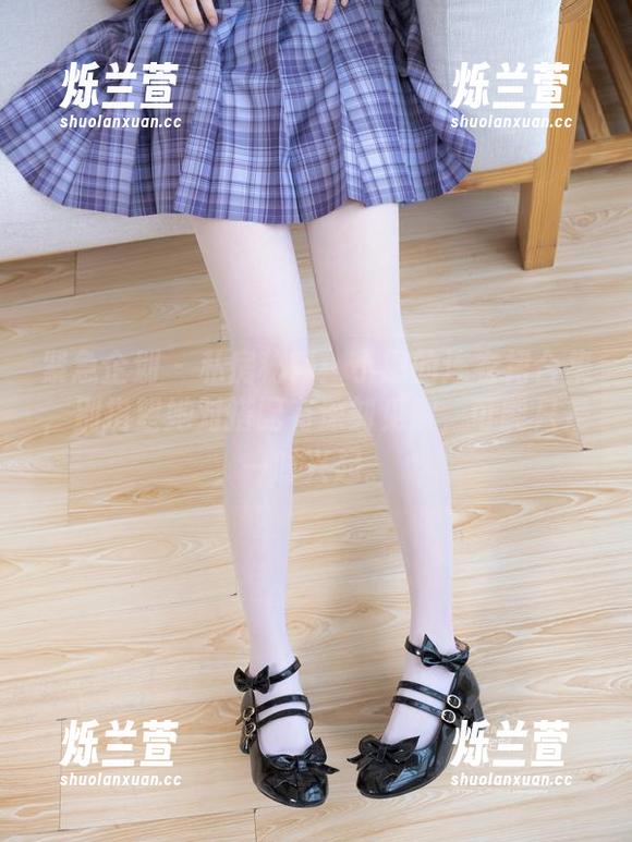 紧急企划 - 私房秘籍：小恩的连衣裙合集，别指望她对搭配有深刻见解，可能只是一时兴起。