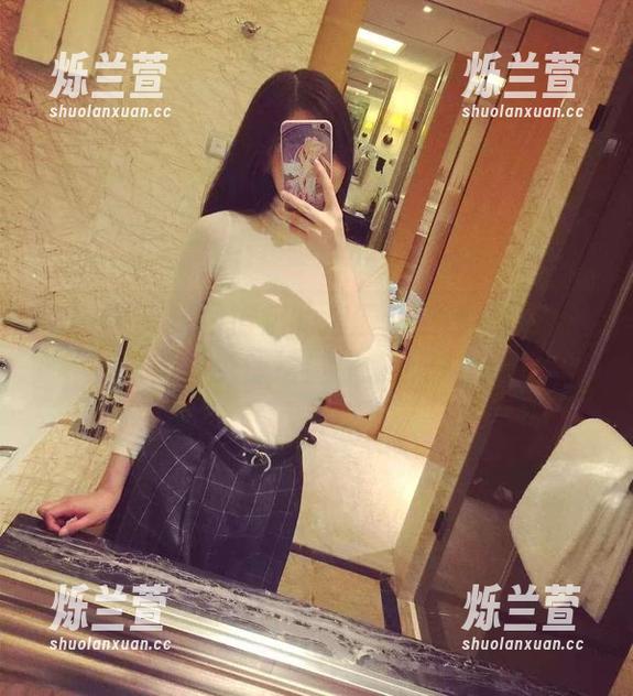 微密圈 - 短裙撑起的浪漫：紫色哒豚豚的美图免费送！你来不来？