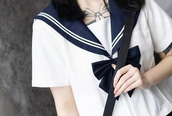 语画界 – 乔漫妮mina的高清礼服集：每一张都让我联想到了那个“最该穿礼服的场合”