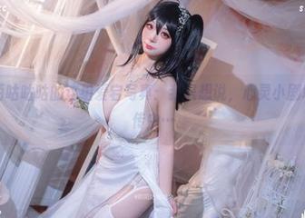 对于陌陌咕咕咕的这组爱宕写真：我只想说，心灵小剧场正在上传中…
