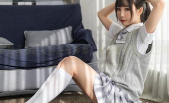 就爱面饼仙儿的这套最新写真集，丝袜可以让人这么弯的吗？